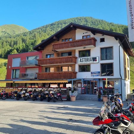 Hotel Astoria Ulrichen Zewnętrze zdjęcie